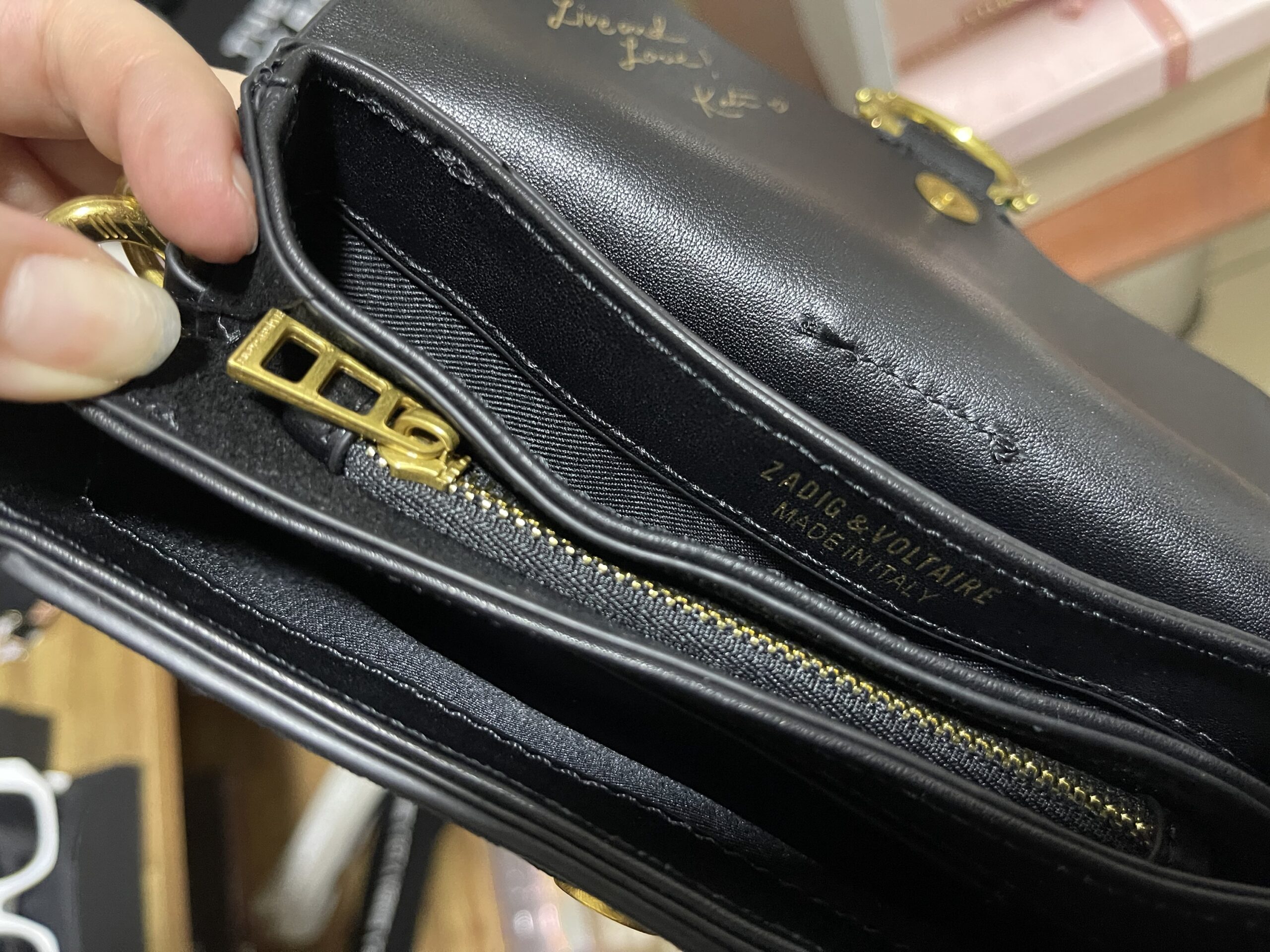 Kate Moss negra con dorado terciopelo | Zadig&Voltaire - Imagen 4
